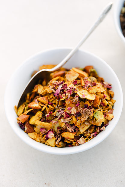 SAFFRON ROSE GRANOLA